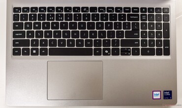 Dell 15 D15260: Tastatur und Touchpad