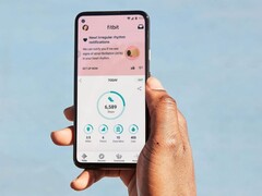 Fitbit: Ausgewählte Geräte des Herstellers sollen demnächst Vorhofflimmern erkennen können