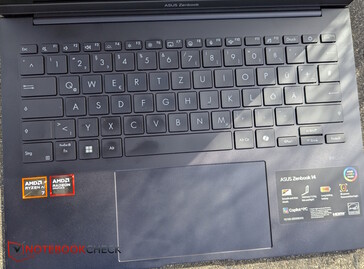 Asus ZenBook 14 OLED.