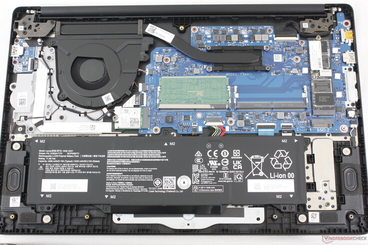 LG Gram 15U55T Mainboard mit zwei DDR5 SODIMM und zwei M.2 2280 SSD Steckplätzen