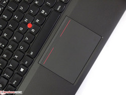 Clickpad mit integrierten TrackPoint-Tasten
