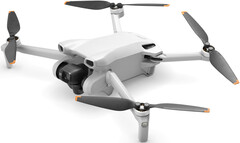 Media Markt und Saturn bieten die DJI Mini 3 Drohne derzeit besonders günstig an (Bild: DJI)