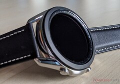 Die nächste Galaxy Watch soll Wear OS statt Tizen als Betriebssystem nutzen. (Bild: Samsung Galaxy Watch 3)