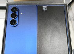 Das Samsung Galaxy Z Fold7 soll eine relativ lange Akku-Lebensdauer aufweisen. (Bildquelle: @Jukanlosreve)