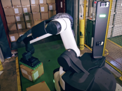 Stretch beim Finden eines Pakets, das herunterfiel. (Bild: Boston Dynamics)