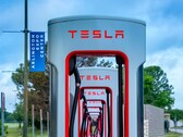Neben einem vorläufigen Einstellungsstopp könnten auch 10 Prozent der Tesla-Belegtschaft ihren Job beim E-Autokonzern verlieren (Bild: Trac Vu)