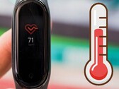 Beliebte Fitnesstracker von Huami, etwa Mi Band 4, Mi Band 5 von Xiaomi oder das Amazfit Band 5 könnten bald die Temperaturmessung erlauben.