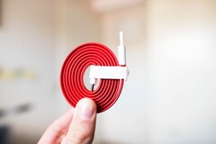 In zwei Jahren können iPhones endlich mit demselben Kabel geladen werden wie Android-Smartphones, Tablets und Kameras. (Bild: Jeroen den Otter)