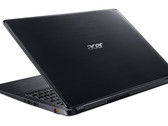 Das neue Acer Aspire 5 besitzt ein schickes Cover aus gebürstetem Aluminium. Beim Rest des Notebooks kommt jedoch auch Plastik zum Einsatz.