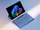 Microsoft spendiert dem Surface Pro eine enorm teure Tastatur sowie einen neuen Stylus. (Bild: Microsoft)