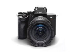Die Sony A7r V besitzt laut DxOMark einen der besten Vollformat-Sensoren aller Kameras am Markt. (Bild: Sony)