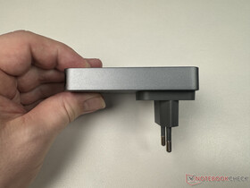 Ugreen Nexode Pro 65W Ultra-Slim