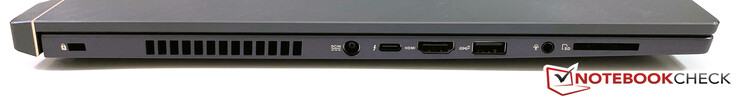 Links: Sicherheitsschloss, Netzteil, USB-C mit TB3 (USB 3.1 Gen. 2, DP 1.4, 40 Gbit/s), HDMI 2.0b, USB-A (3.1 Gen. 2), 3,5-mm-Audio, SD-Leser