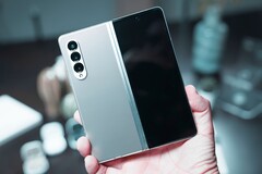 Das Vivo X Fold setzt offenbar auf einen ähnlichen Formfaktor wie das abgebildete Samsung Galaxy Z Fold3. (Bild: Onur Binay)