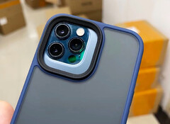 Das Apple iPhone 13 Pro wird ein deutlich größeres Kameramodul erhalten. (Bild: UnclePan, Weibo)