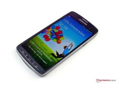 Das Galaxy S4 Active war einst ein Sonderling, das Galaxy S5 und die Mini-Ausgabe sind beide wasserdicht (Bild: Eigenes)