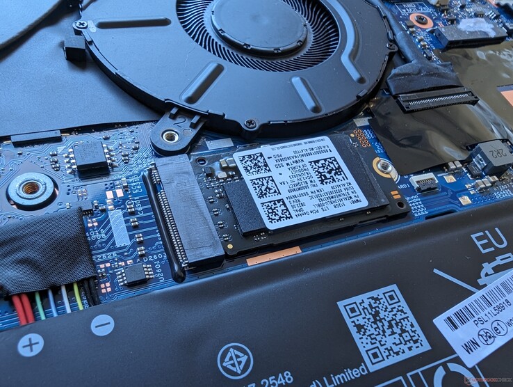 Das System unterstützt nur ein M.2 PCIe4 x4-Laufwerk mit einer Länge von bis zu 42 mm