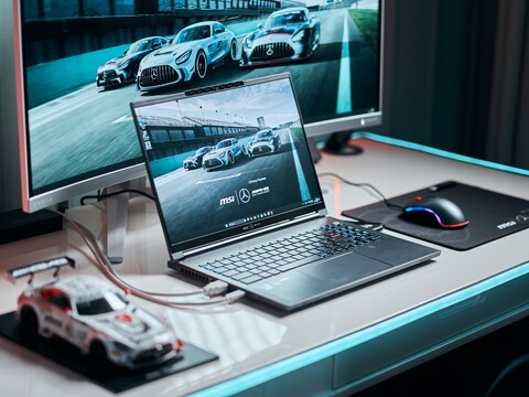 Test MSI Stealth 16 Mercedes-AMG Motorsport Laptop: Mobiler Rennwagen mit OLED-Display