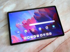 Per Miracast kann das Lenovo Tab P12 seinen Displayinhalt auch an kompatible Endgeräte wie TVs streamen.