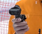 Ein früher Blick auf die Dual-Cam der DJI Osmo Pocket 4 Pro Vlogging-Kamera leakt gemeinsam mit weiteren Bildern und Hinweisen. (Bildquelle: u/gtm_ray, editiert)