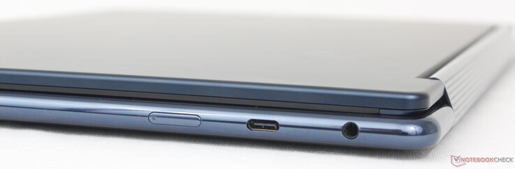 Rechts: Ein-/Ausschaltknopf, USB-C 3.2 Gen. 2, (10 GB/s) w/ DisplayPort 1.4 + Power Delivery 3.0, 3,5-mm-Audioanschluss