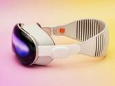 Apple Vision Pro ist kein Verkaufsschlager, was vor allem am Preis liegen dürfte. (Bild: Igor Omilaev)
