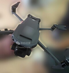 Die neue DJI Mavic 3 Classic soll kurz vor dem Releae stehen. (Bild: @DealsDrone)