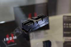 Der Kühlkörper von Goodrams erster PCIe-5.0-SSD ist groß. (Foto: Andreas Sebayang/Notebookcheck.com)