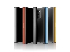 Nicht wie das Galaxy Z Fold2 (hier im Bild) sondern eher wie ein Surface Duo aber mit flexiblem AMOLED: Samsung plant offenbar ein Galaxy Z Fold S.