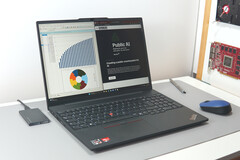 Das Lenovo ThinkPad E16 Gen 2 AMD ist ein sehr ordentlich ausgestatteter Office-Laptop für unter 700 Euro (Bildquelle: Mario Petzold)
