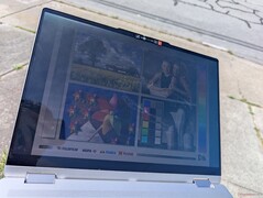 Draußen unter Sonnenlicht