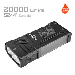 Acebeams X35 mit Seitenlicht und drei starken Front-LEDs.