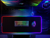 Razer Strider Chroma und Goliathus Chroma 3XL: Riesige Gaming-Mauspads für die ultimative Lichtshow.