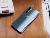 Der kleine Bruder des OnePlus Nord soll nur 200 US-Dollar kosten (Bild: OnePlus)