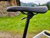 Die Sattelstütze kann abgesenkt werden.