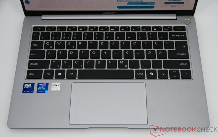 Die Eingabegeräte beim Geekom GeekBook X14 Pro