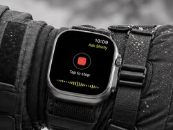 Das Hypershell Halo lässt sich über den KI-Assistenten Shelly von einer Smartwatch aus steuern