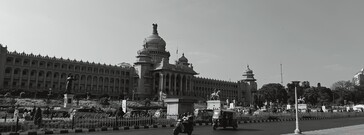 XPan-Modus: Monochrom, 23 mm äquivalent