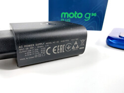 Netzteil des Motorola Moto G 5G Plus