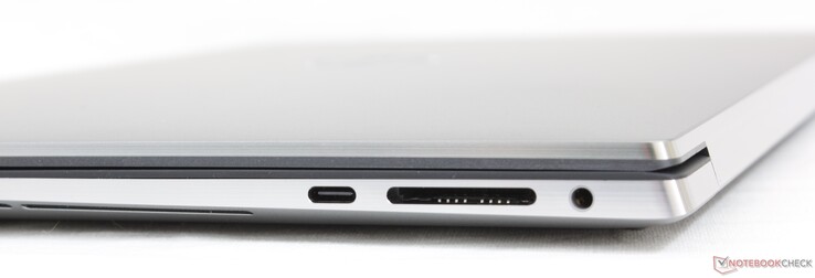 Rechts: USB 3.2 Gen 2 Type-C mit Power Delivery und DisplayPort, SD-Kartenleser, kombinierter 3,5-mm-Audioanschluss