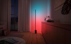 Bei Media Saturn ist eine smarte LED-Stehlampe von Philips Hue günstig im Angebot (Bild: Philips)