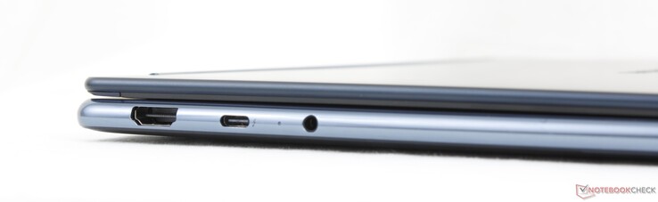 Links: HDMI 2.1 (4K120), USB-C (40 Gbit/s) Thunderbolt 4 mit DisplayPort 2.1 + Power Delivery 3.0, 3,5-mm-Headsetanschluss