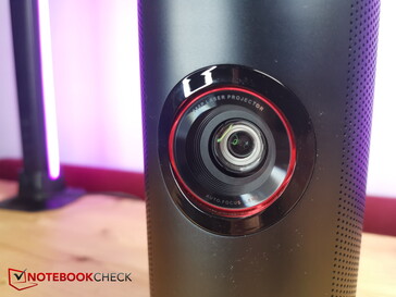 Bitte nicht hineinschauen: Die Laserlinse