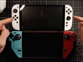 Die Nintendo Switch 2 ist kleiner als das Steam Deck, trotz größerem Display. (Bildquelle: SwitchUp, YouTube)