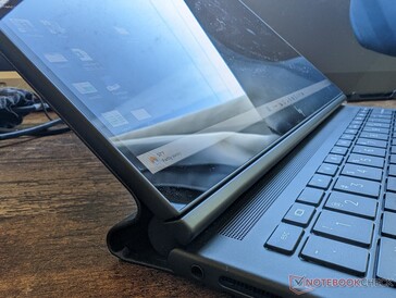 Randloses Glas mit breitem unteren Displayrand