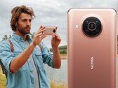 Das Nokia X20 bietet eine Quad-Kamera mit Zeiss-Optik im runden Kameramodul. (Bild: HMD Global)