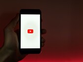 YouTube will seine Position an der Spitze des Heimvideo-Marktes verteidigen. (Bild: Szabo Viktor, Unsplash)