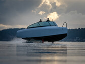 Polestar: Jetzt auch noch Elektroboote, E-Auto-Hersteller liefert Batterien für die Candela Elektro-Tragflächenjachten.