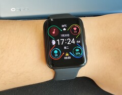 Die am 27. Juli in China startende Oppo Watch 2 zeigt sich in den letzten Tagen in Form neuer Teaser, Bilder und in einem Hands-On-Video.