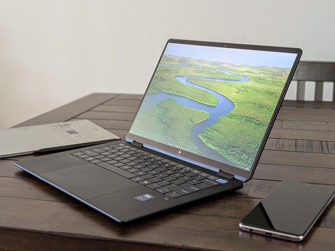 HP OmniBook Ultra Flip 14 Convertible im Test: Schnell, leicht, omnipotent.